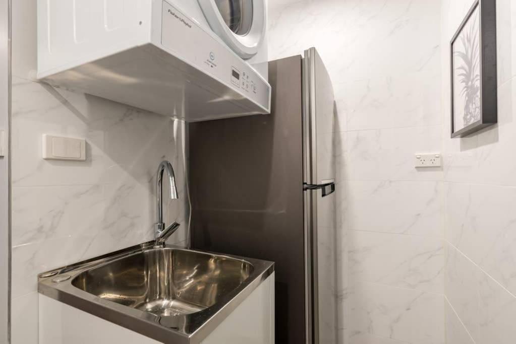 Hotel 1 Private Double Bed In Sydney Cbd Near Train Uts Darlinghar&Icc&C Hinatown Zewnętrze zdjęcie